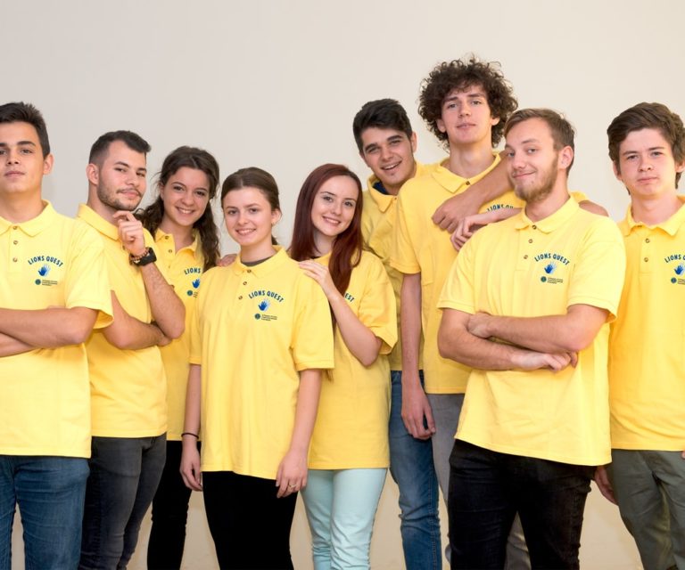 Galerie de imagini Lions Quest – Elevi